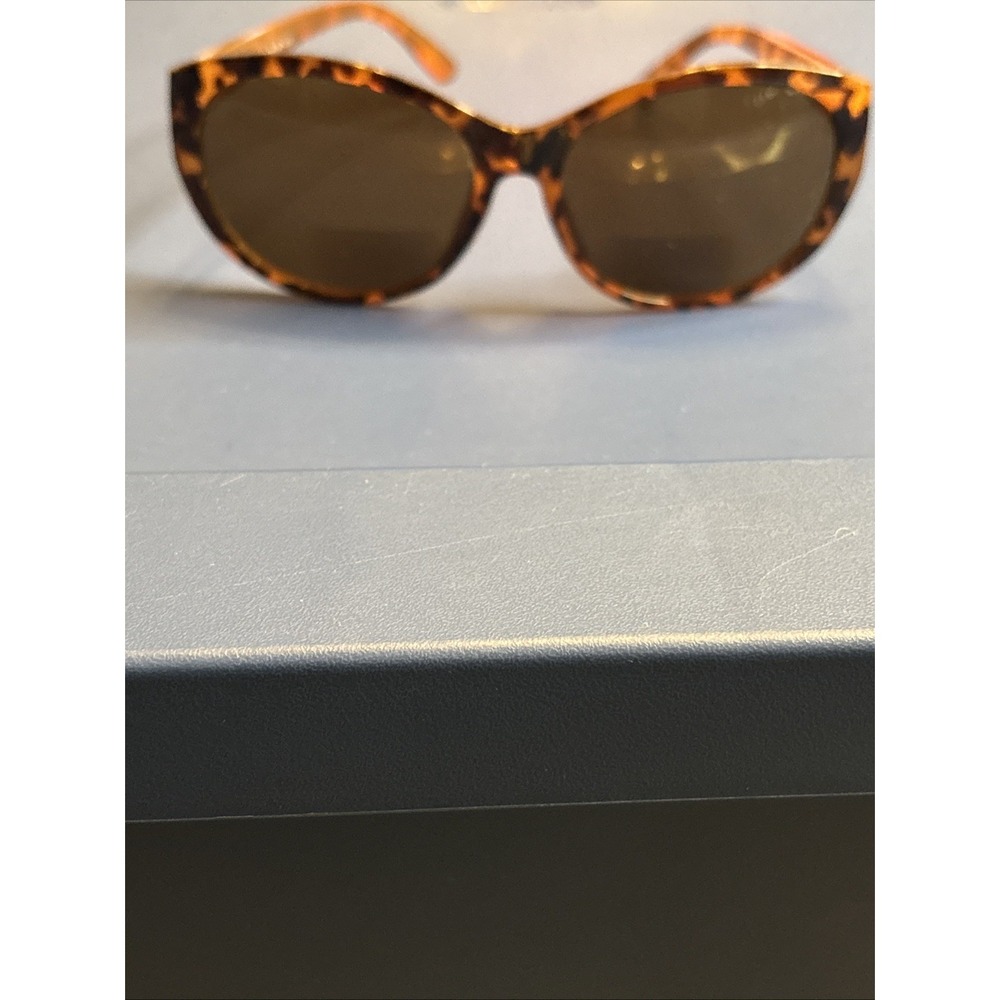 VWE Sunglasses Frames Only. The Lens Have Reading Glass Stickers.